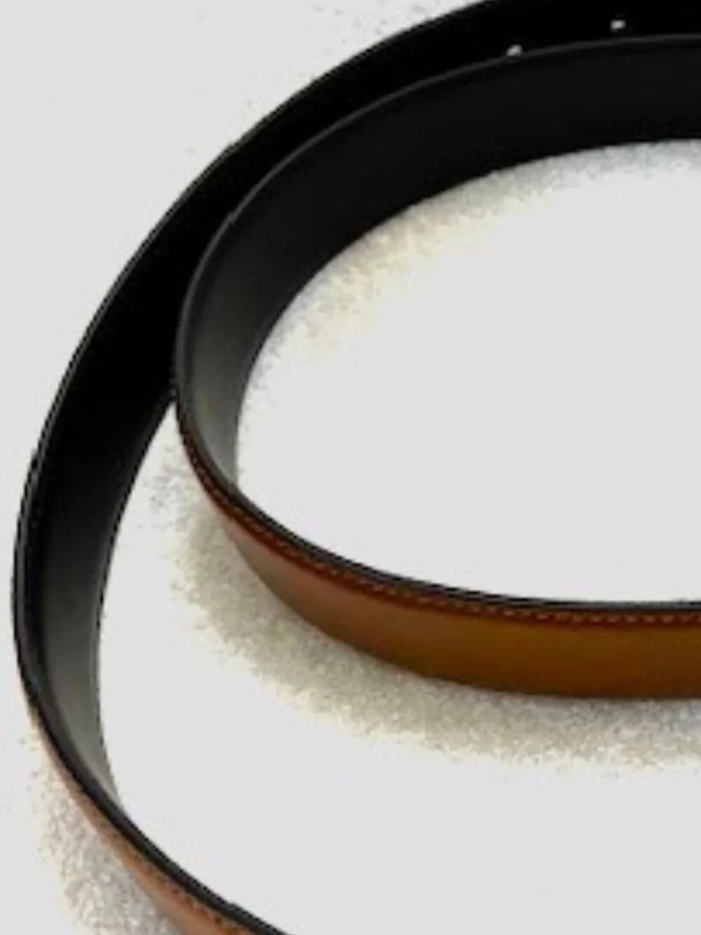 Cole Haan reversable tan/black leather belt NWT Size 1X